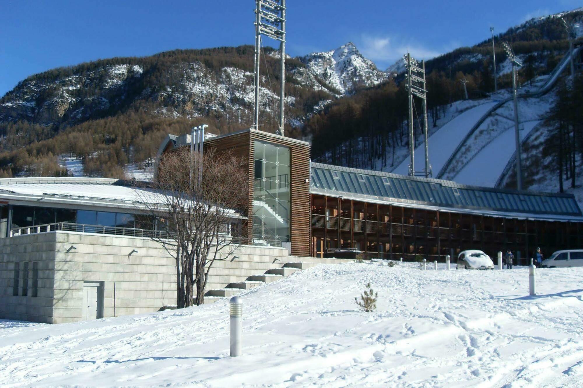 Pragelato Ski Jumping Hotel Zewnętrze zdjęcie